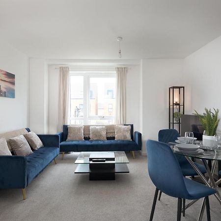 Two Bedroom Apartment - Milton Keynes By Aryas Properties Broughton  Exterior foto
