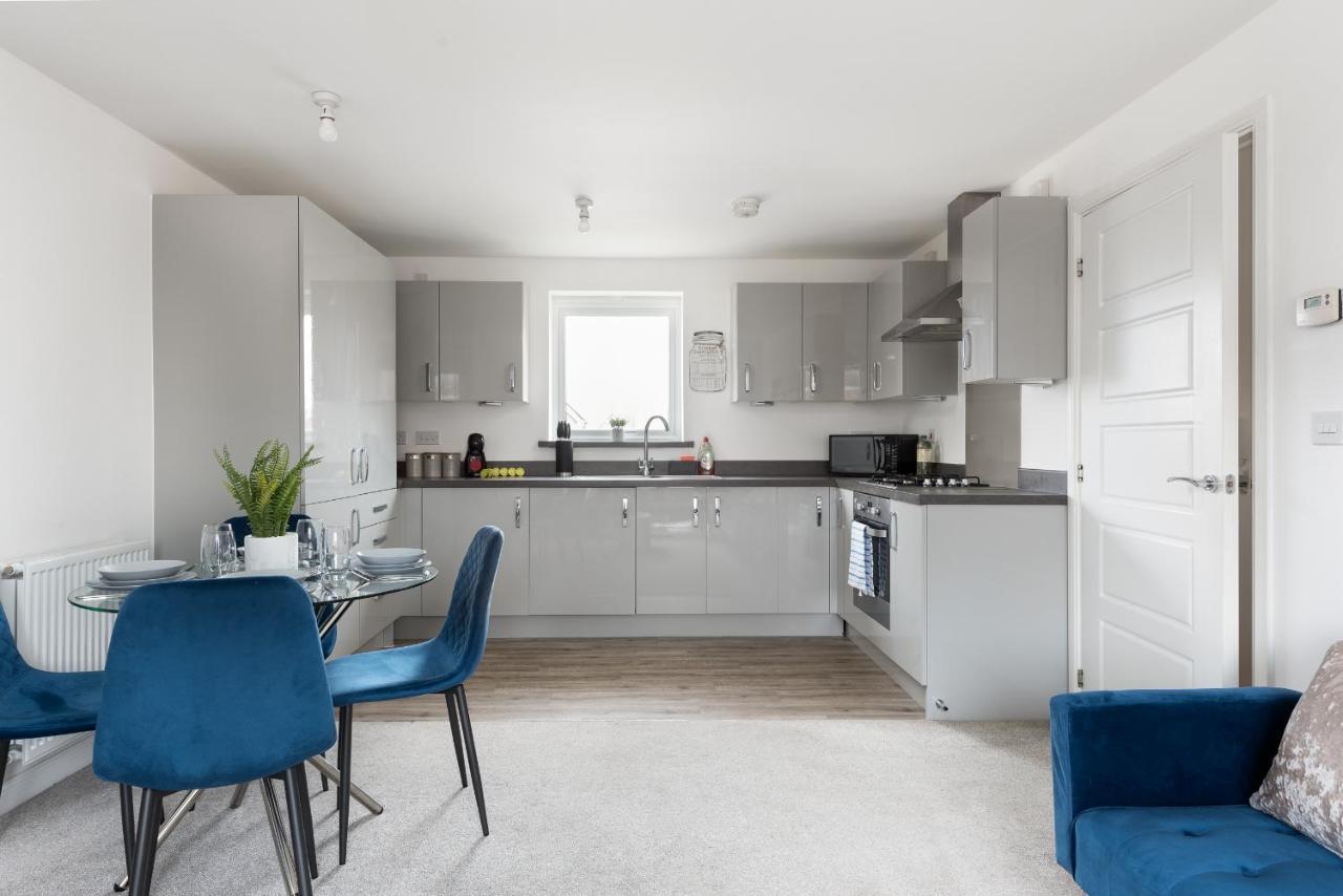 Two Bedroom Apartment - Milton Keynes By Aryas Properties Broughton  Exterior foto